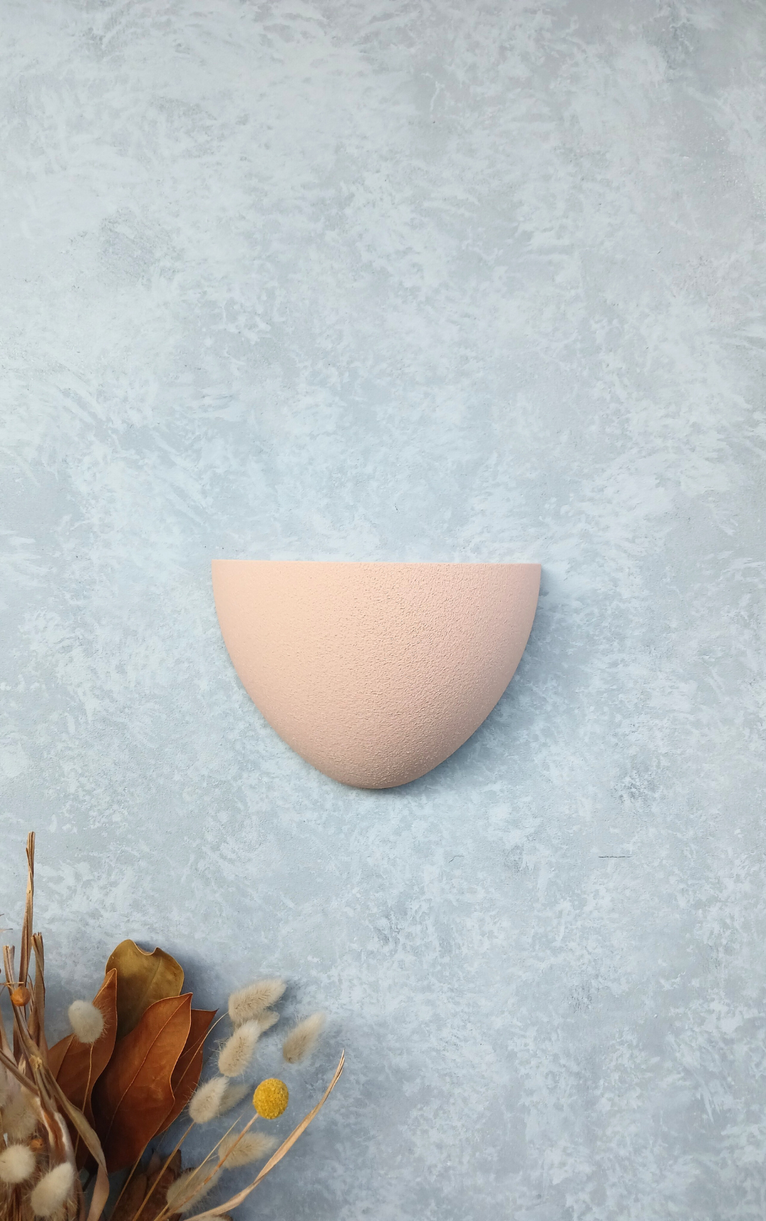 Classic Blossom Gecko Planter shown empty, a versatile hanging pot for indoor plants NZ.